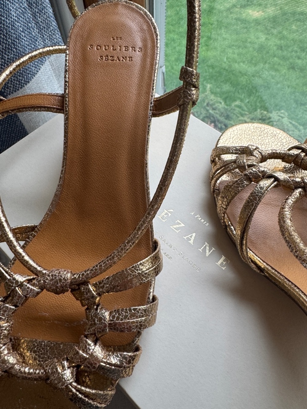 Sezane Gloria Gold Strap Block Heel Sandals - Picture 13 of 16